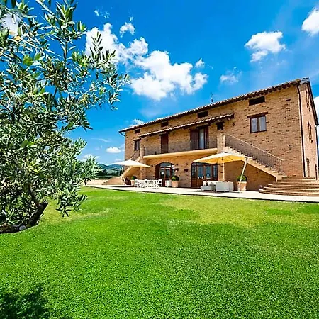 Hotell Assisium 4*